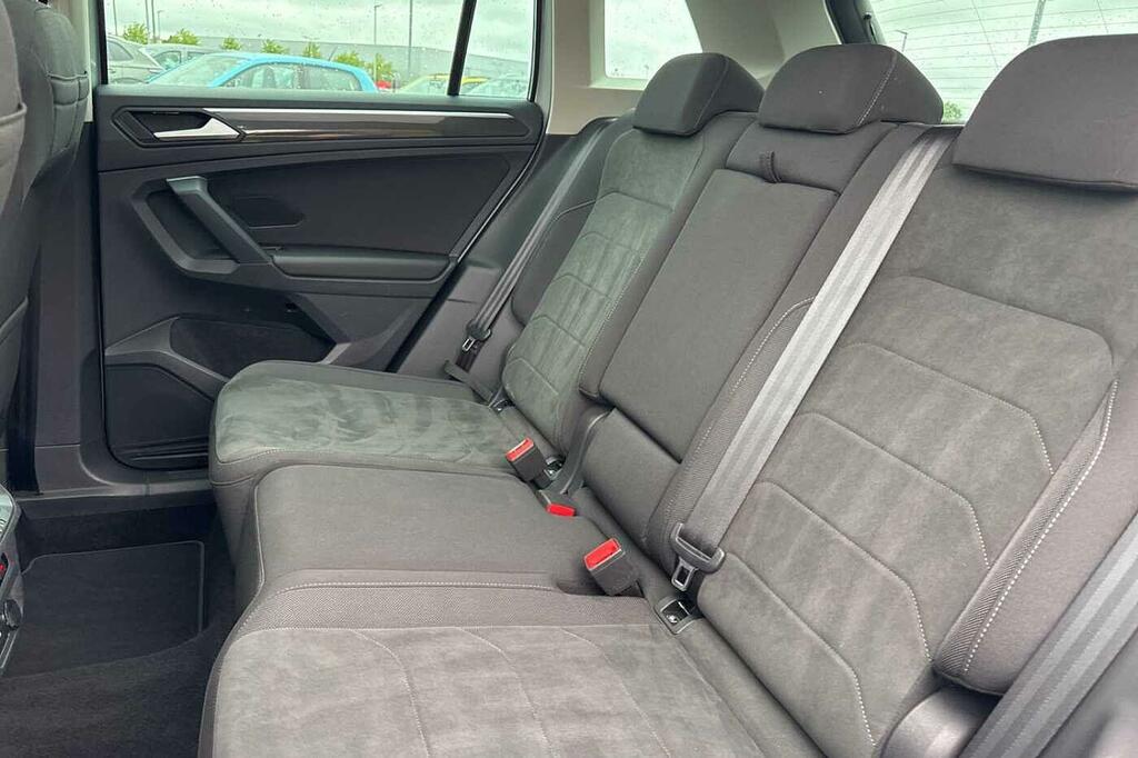 Volkswagen Tiguan 1.5 Tsi 150 Life Black #10