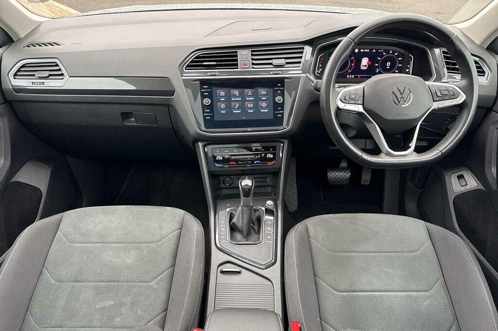 Volkswagen Tiguan 1.5 Tsi 150 Life Black #12