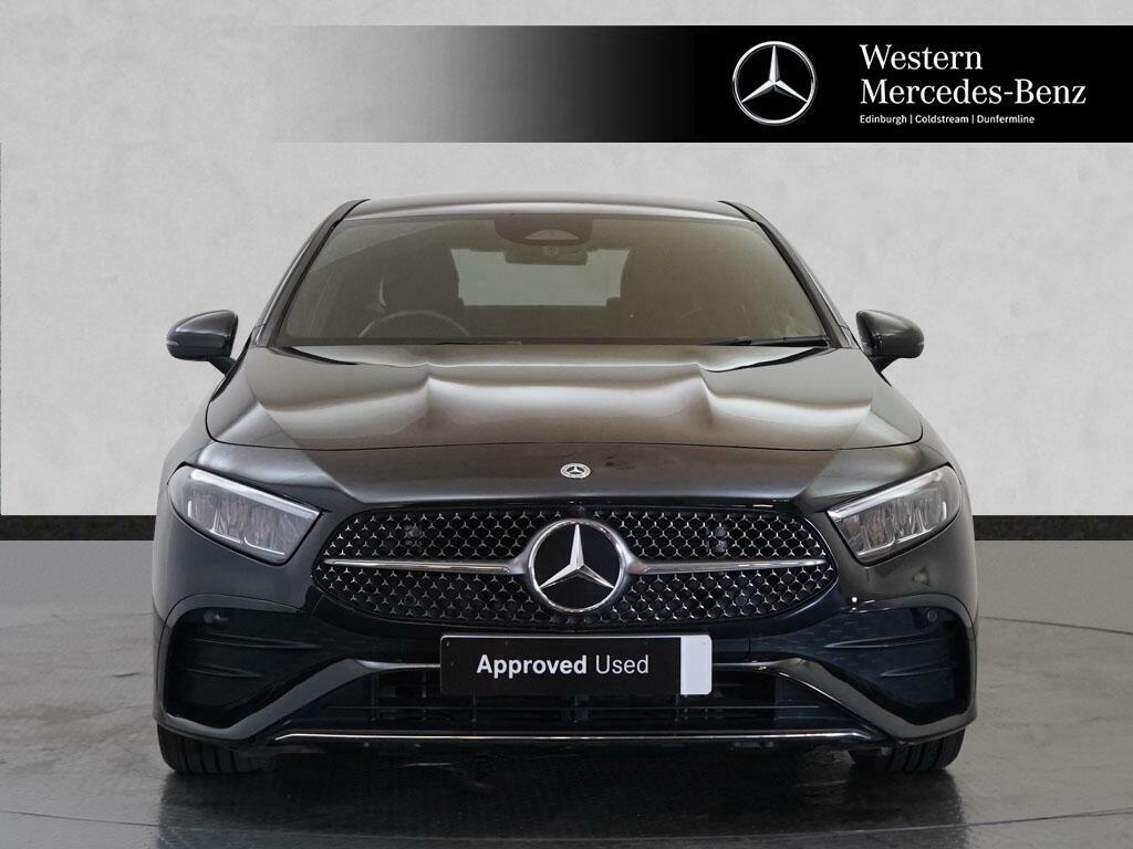 Mercedes-Benz A Class A 200 Amg Line Premium LV73FME Black #2