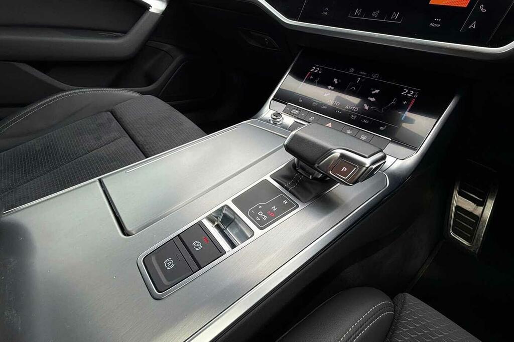 Audi A6 2022 2.0 Tfsi 40 Sport Estate S Tronic Grey #8