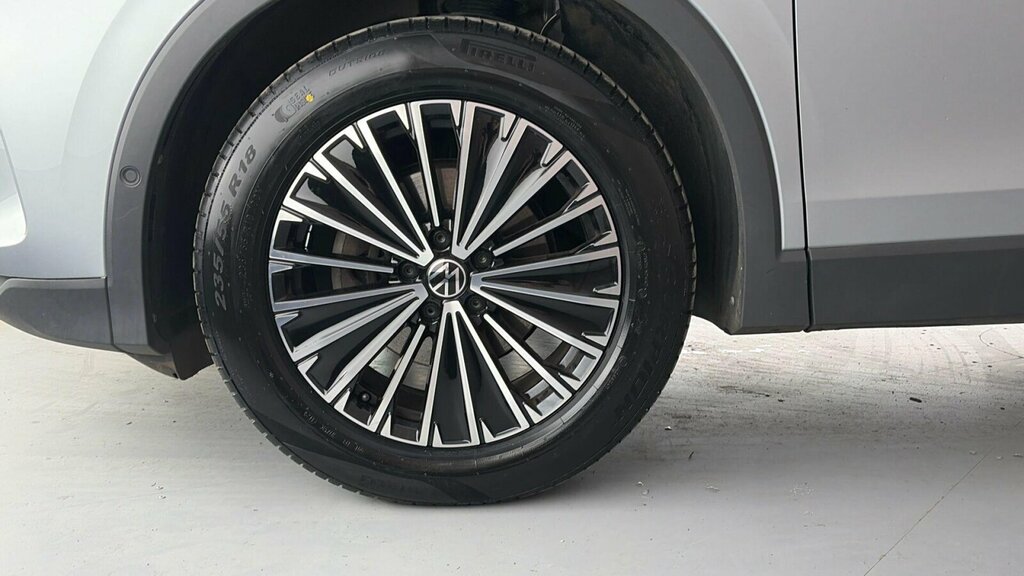 Volkswagen Tiguan 1.5 Tsi 150 Black Edition Dsg Grey #9