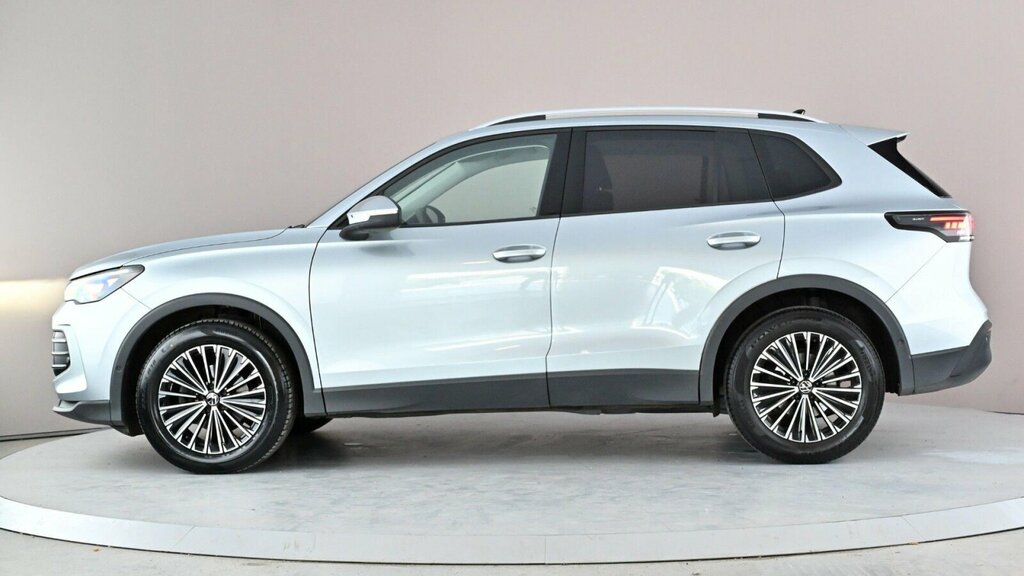 Volkswagen Tiguan 1.5 Tsi 150 Black Edition Dsg Grey #4