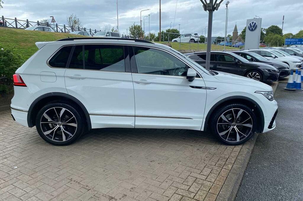 Volkswagen Tiguan 2.0 Tdi R-line Dsg White #4