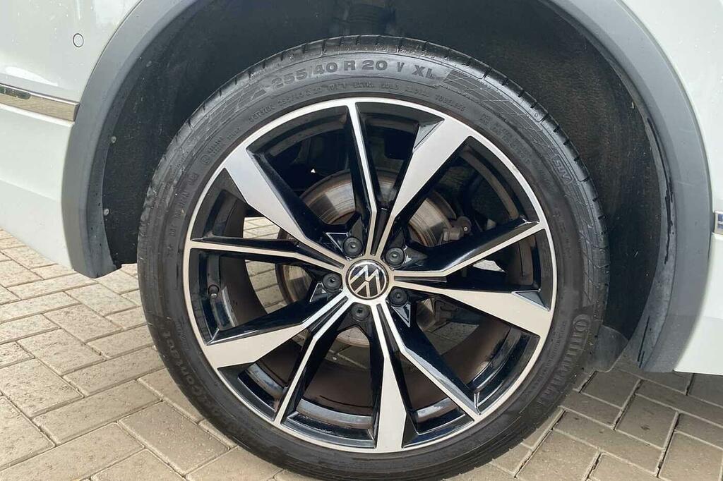 Volkswagen Tiguan 2.0 Tdi R-line Dsg White #5