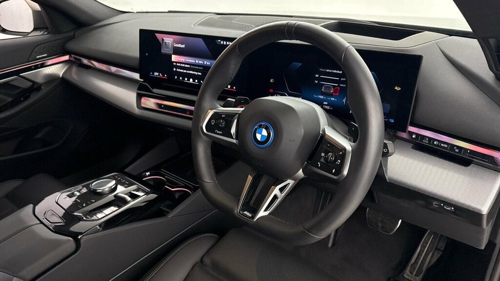 BMW 5 Series 2.0 530E 22.1Kwh M Sport Touring Plug-i Grey #6