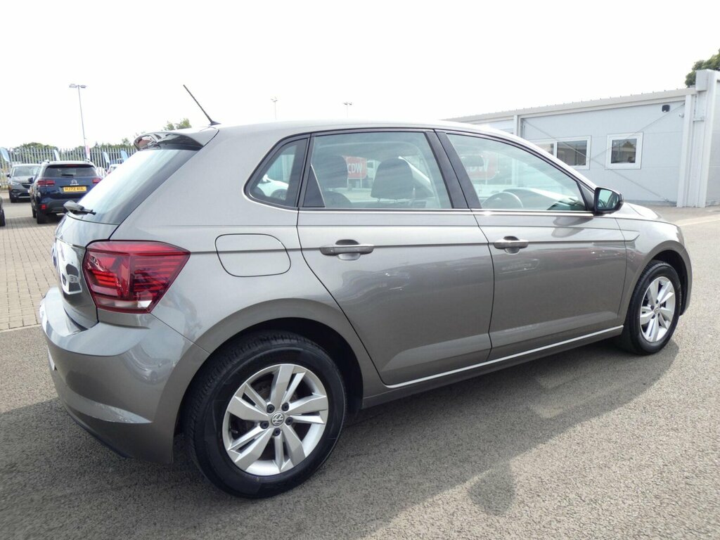 Volkswagen Polo 2018 Volkswagen Polo 1.0 Se Tsi 95 Ps Red #17
