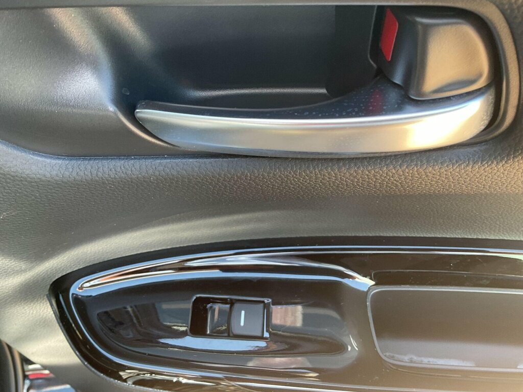Honda Jazz 1.5 I-mmd Hybrid Crosstar Ex Ecvt White #24