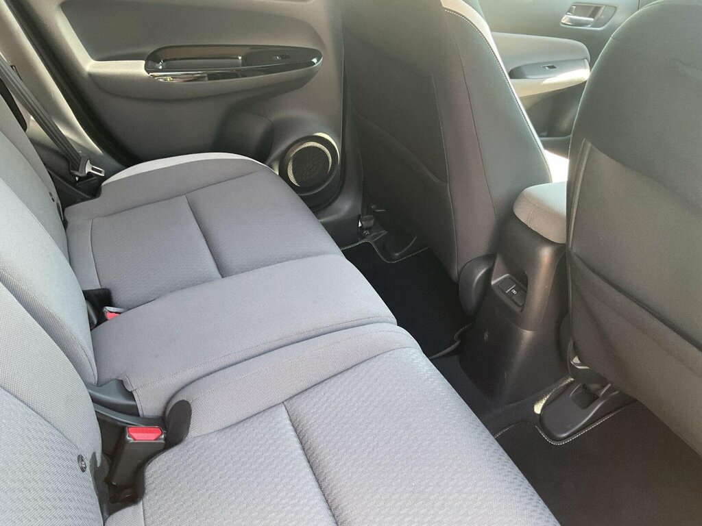 Honda Jazz 1.5 I-mmd Hybrid Crosstar Ex Ecvt White #16