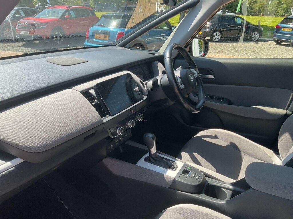 Honda Jazz 1.5 I-mmd Hybrid Crosstar Ex Ecvt White #10