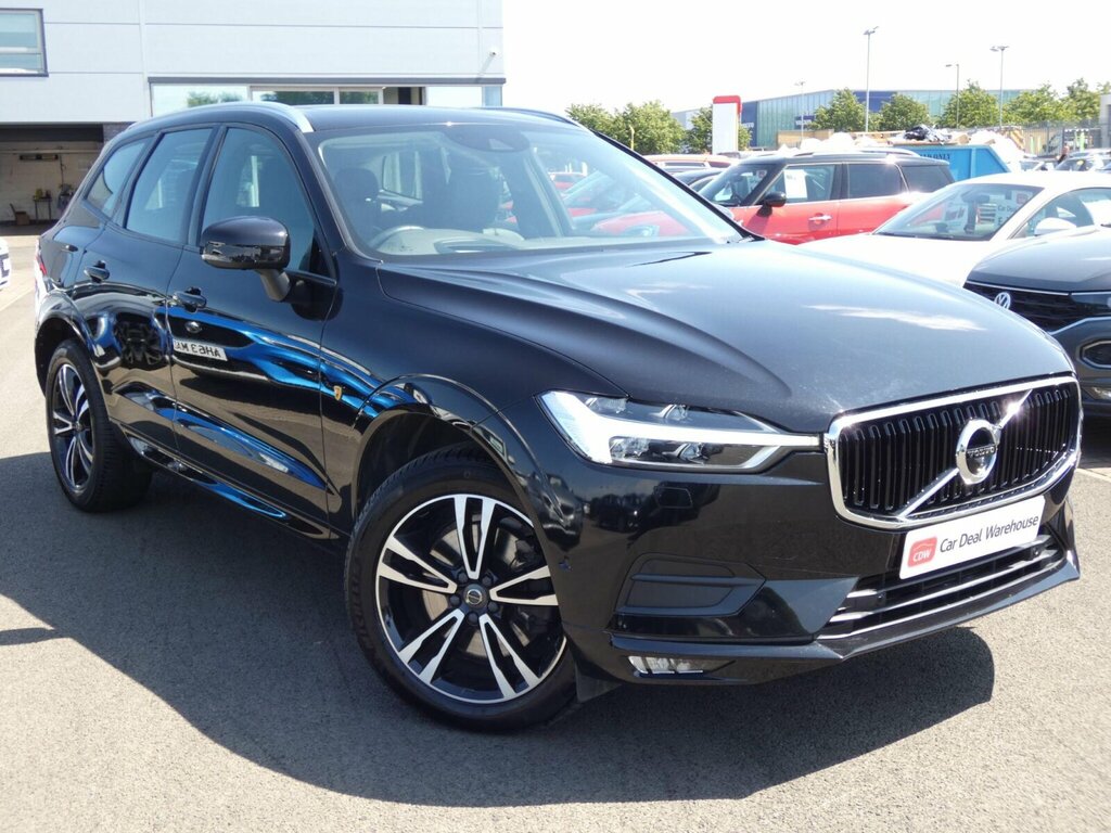 Volvo XC60 2.0 D4 Momentum Pro Awd Euro 6 Ss Black