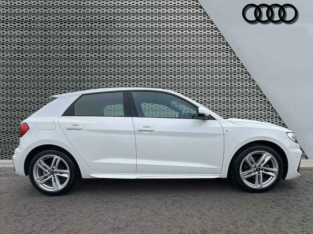 Audi A1 S Line 30 Tfsi 110 Ps 6-Speed SM72KNV White #4