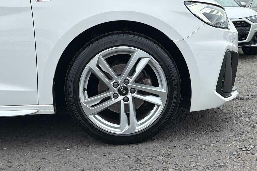 Audi A1 S Line 30 Tfsi 110 Ps 6-Speed SM72KNV White #5
