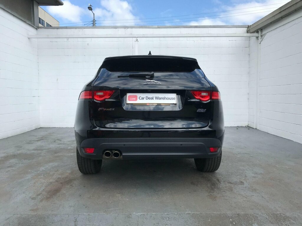 Jaguar F-Pace 2.0 D180 Chequered Flag Suv Awd Eu SA20ZDR Black #5