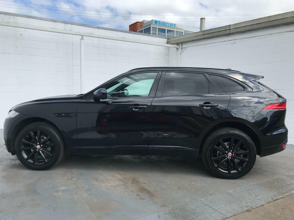 Jaguar F-Pace 2.0 D180 Chequered Flag Suv Awd Eu SA20ZDR Black #4