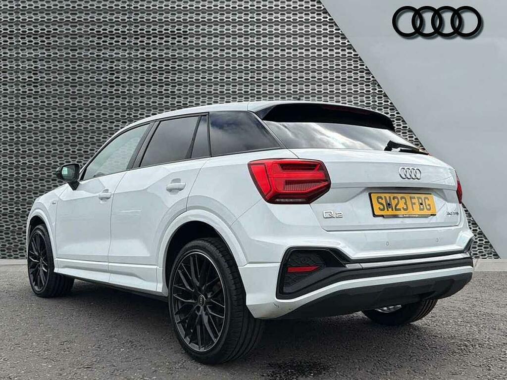 Audi Q2 Black Edition 30 Tfsi 110 Ps 6-Speed White #3