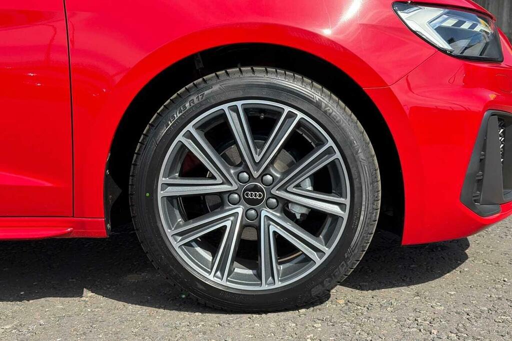 Audi A1 S Line 25 Tfsi 95 Ps 5-Speed Red #5
