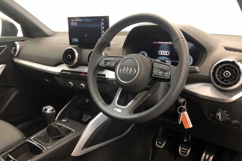Audi Q2 S Line 35 Tfsi 150 Ps 6-Speed Grey #6