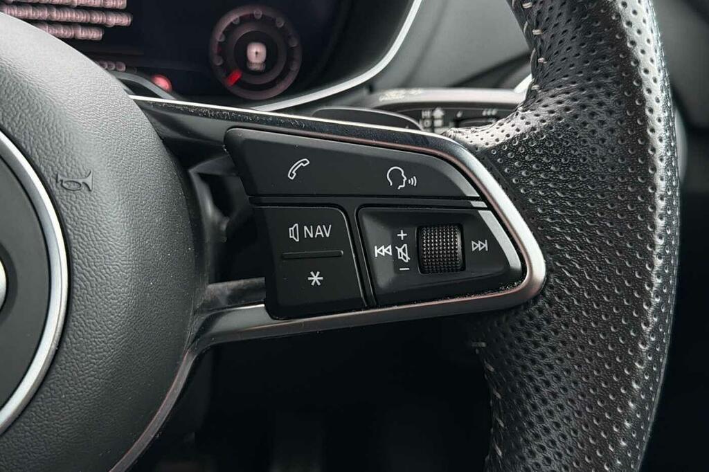 Audi TT 2.0 Tfsi 40 Sport Roadster S Tronic Eur Black #34