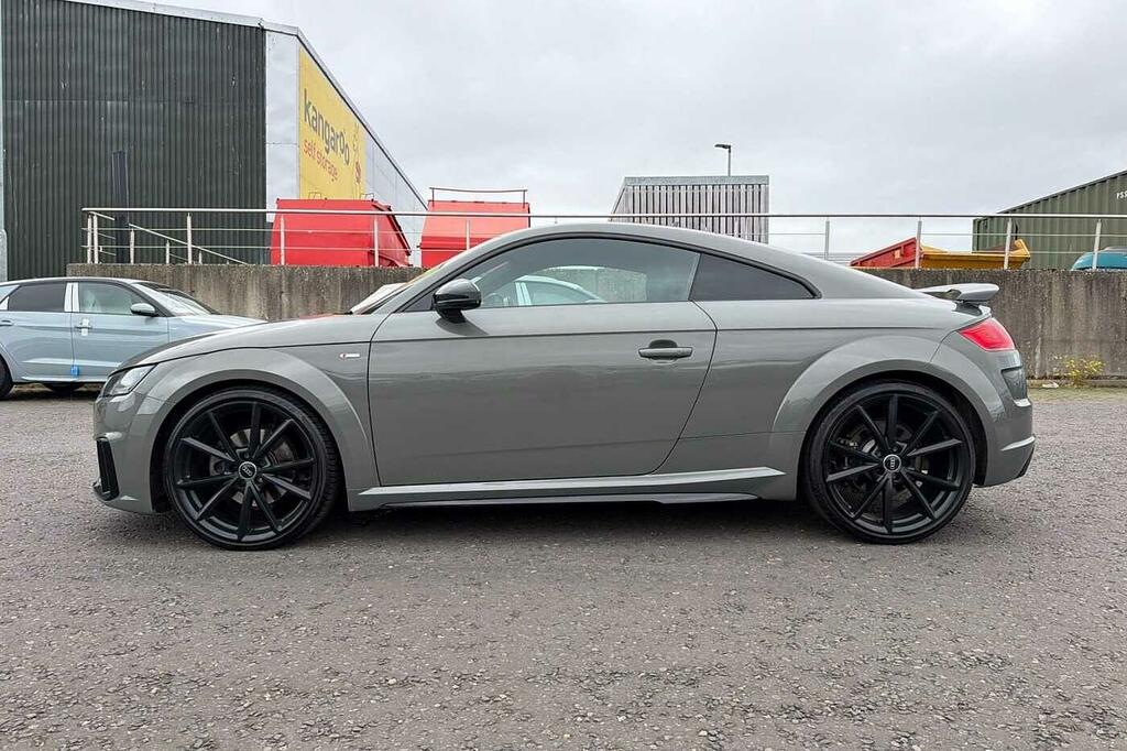 Audi TT 2.0 Tfsi 40 Sport Roadster S Tronic Eur Black #15