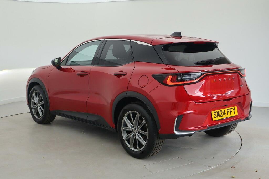 Lexus LBX 1.5 Vvt-ie Premium Plus E-cvt Euro 6 Ss Red #2