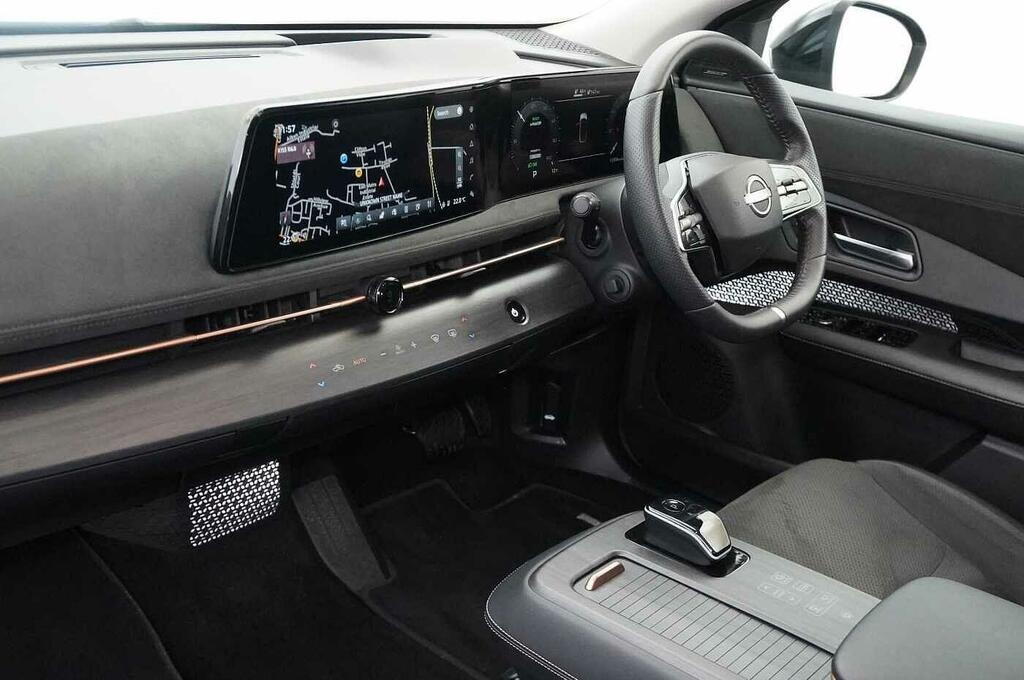 Nissan Ariya 87Kwh Advance Suv 22Kw Charger Black #26