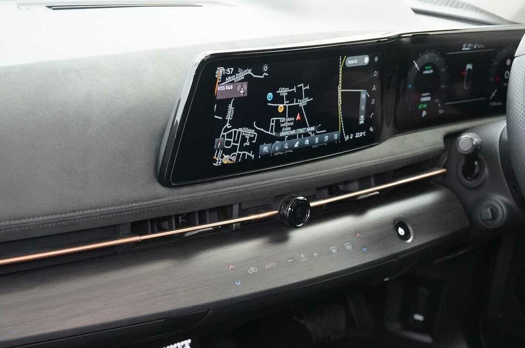 Nissan Ariya 87Kwh Advance Suv 22Kw Charger Black #27