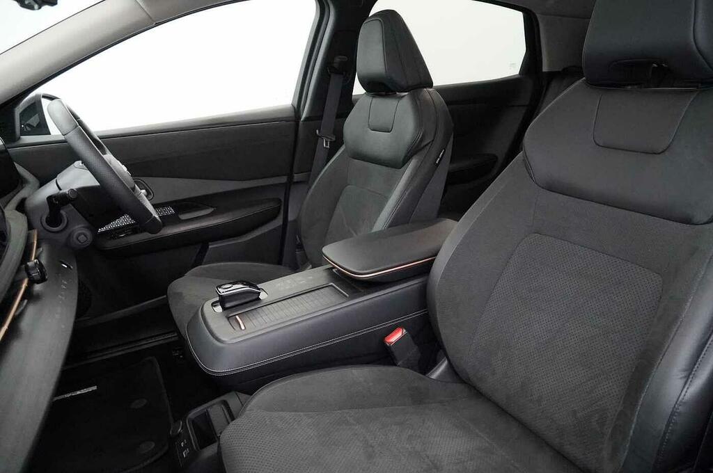Nissan Ariya 87Kwh Advance Suv 22Kw Charger Black #20