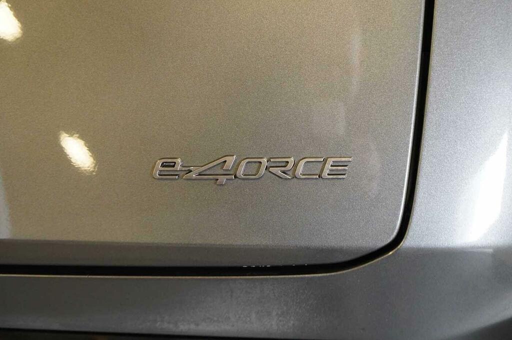Nissan Ariya 87Kwh Advance Suv 22Kw Charger Black #9