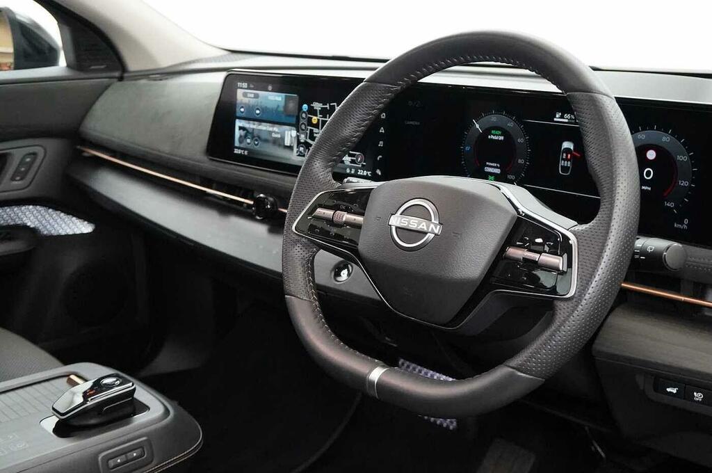 Nissan Ariya 87Kwh Advance Suv 22Kw Charger Black #23