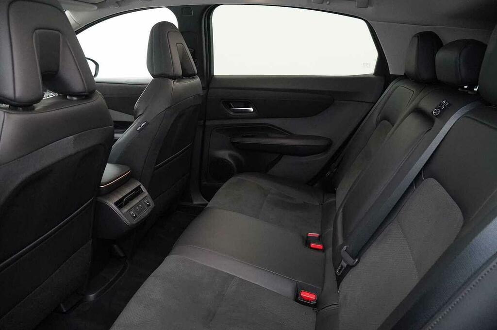 Nissan Ariya 87Kwh Advance Suv 22Kw Charger Black #24