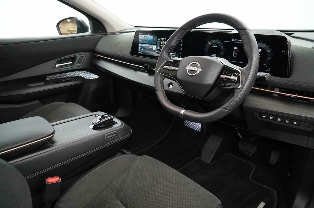 Nissan Ariya 87Kwh Advance Suv 22Kw Charger Black #22