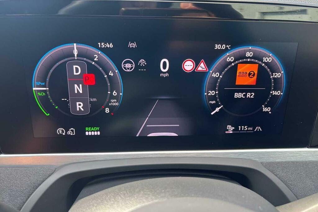 Volkswagen Passat 1.5 Etsi Mhev R-line Estate Hybrid Dsg Grey #14