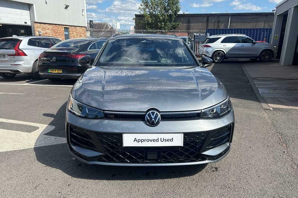 Volkswagen Passat 1.5 Etsi Mhev R-line Estate Hybrid Dsg Grey #7