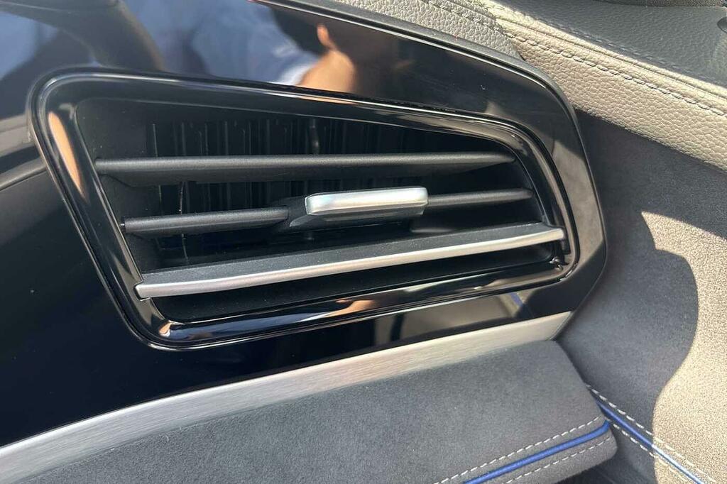 Volkswagen Passat 1.5 Etsi Mhev R-line Estate Hybrid Dsg Grey #40