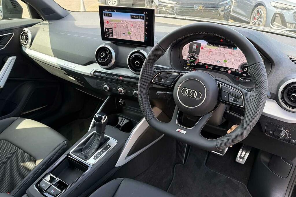 Audi Q2 Black Edition 35 Tfsi 150 Ps S Tronic Black #6