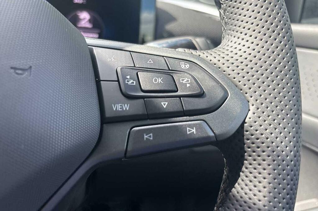 Volkswagen T-Roc 2026 Volkswagen T-roc Black Edition Plus 1.5 Tsi Black #39