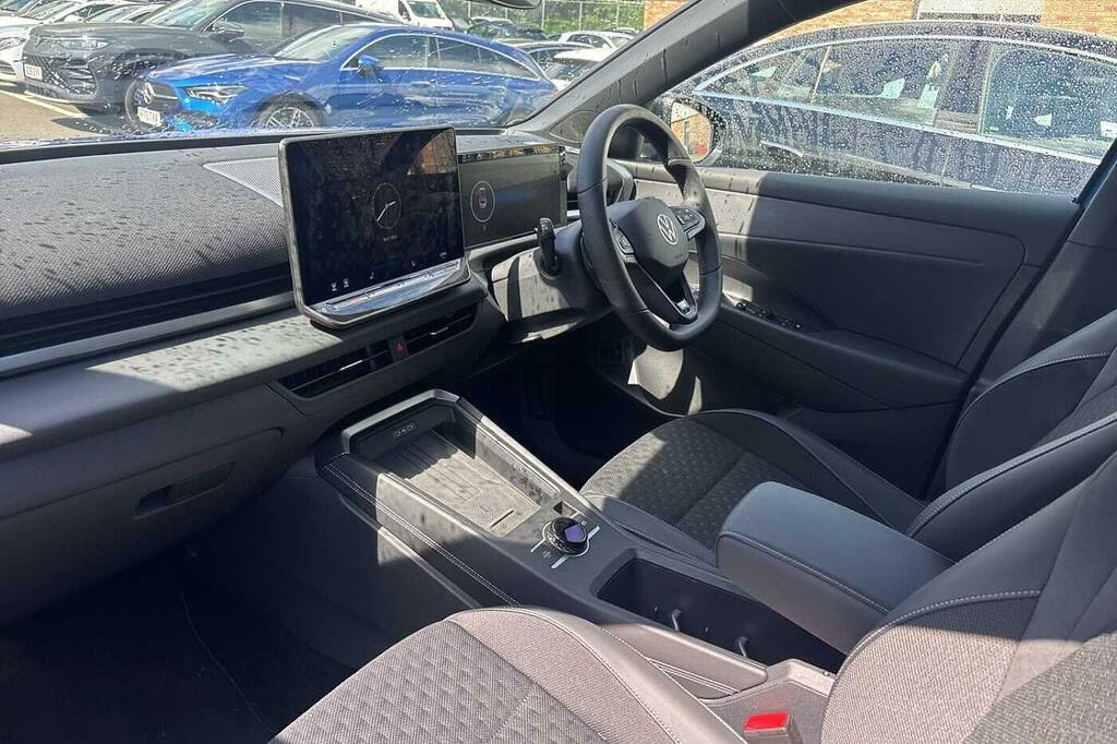 Volkswagen T-Roc 1.5 Etsi 150 R-line Dsg Blue #2