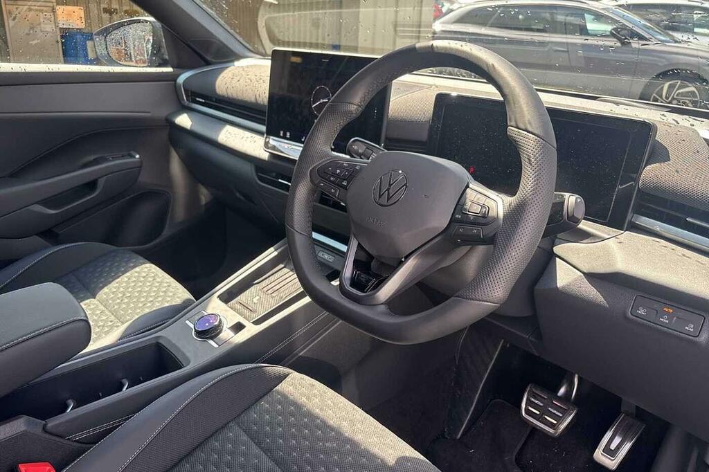 Volkswagen T-Roc 1.5 Etsi 150 R-line Dsg Blue #6