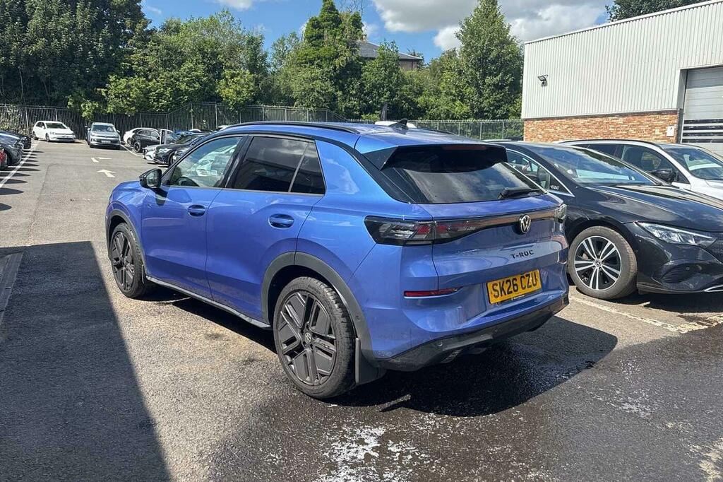 Volkswagen T-Roc 1.5 Etsi 150 R-line Dsg Blue #3