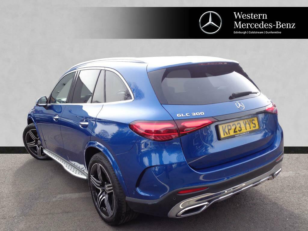 Mercedes-Benz GLC Class Glc 300 4Matic Amg Line Premium Blue #2