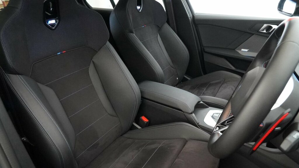 BMW 1 Series 120I Mht Sport Dct Euro 6 5-Door Red #40