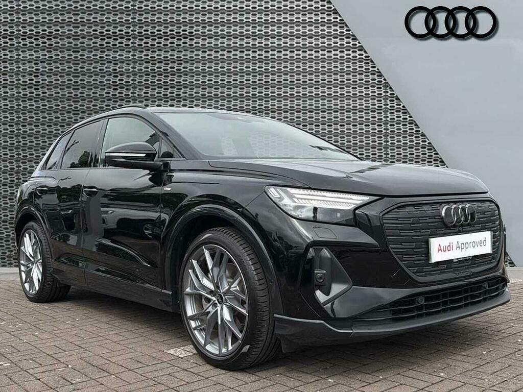 Audi Q4 E Tron Q4 Black Edition 55 E-tron Quattro 250,00 Kw Black
