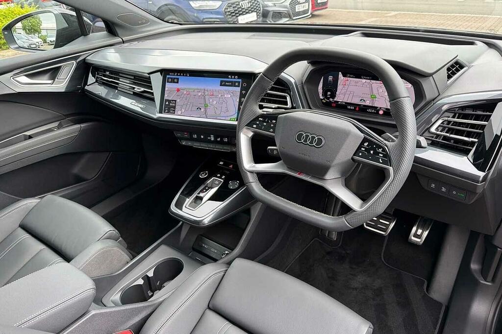 Audi Q4 E Tron Q4 Black Edition 55 E-tron Quattro 250,00 Kw SN26XLW Black #6