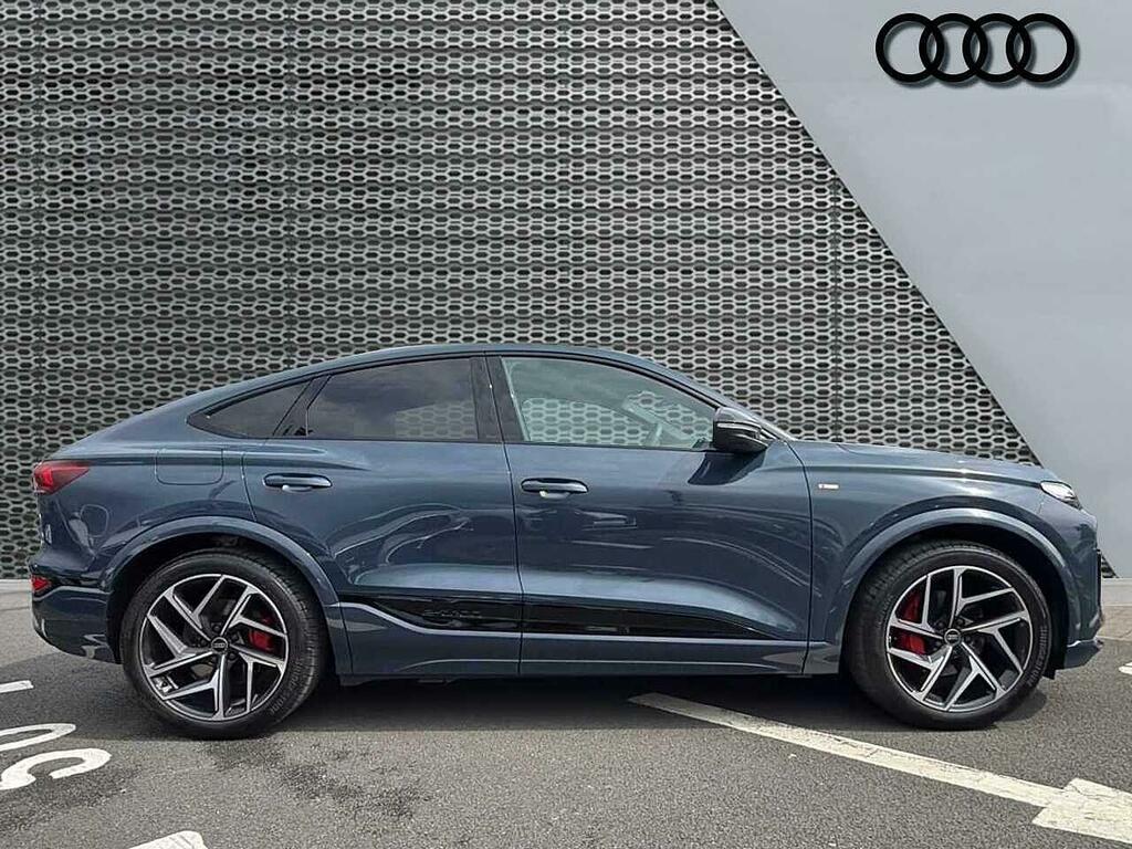 Audi Q6 E-Tron Q6 Sportback Edition 1 E-tron Quattro 285,00 Kw Blue #4