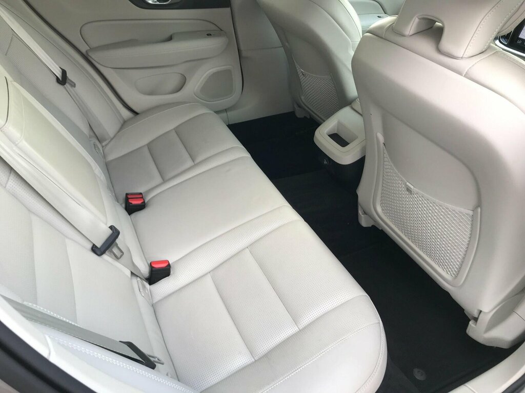 Volvo V60 D3 Momentum Lane Depart Alert,park Assist,cruise Grey #16