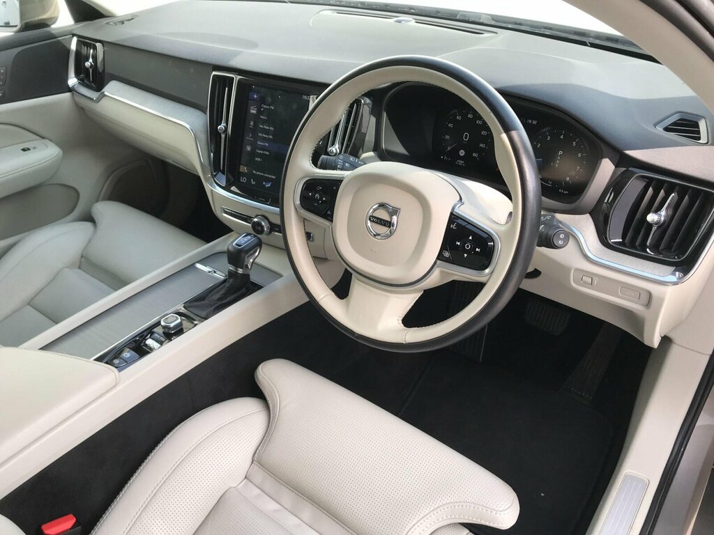 Volvo V60 D3 Momentum Lane Depart Alert,park Assist,cruise Grey #38