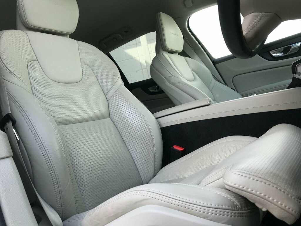 Volvo V60 D3 Momentum Lane Depart Alert,park Assist,cruise Grey #13