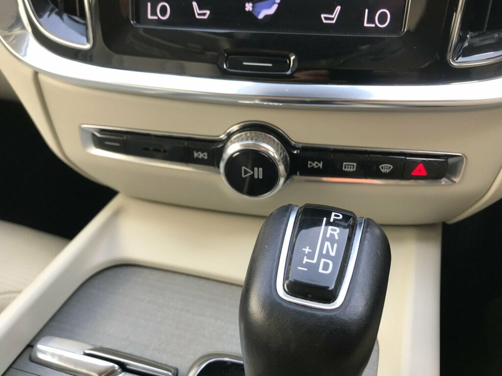 Volvo V60 D3 Momentum Lane Depart Alert,park Assist,cruise Grey #21