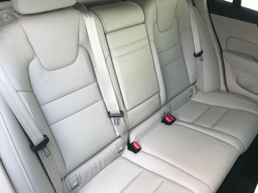 Volvo V60 D3 Momentum Lane Depart Alert,park Assist,cruise Grey #15
