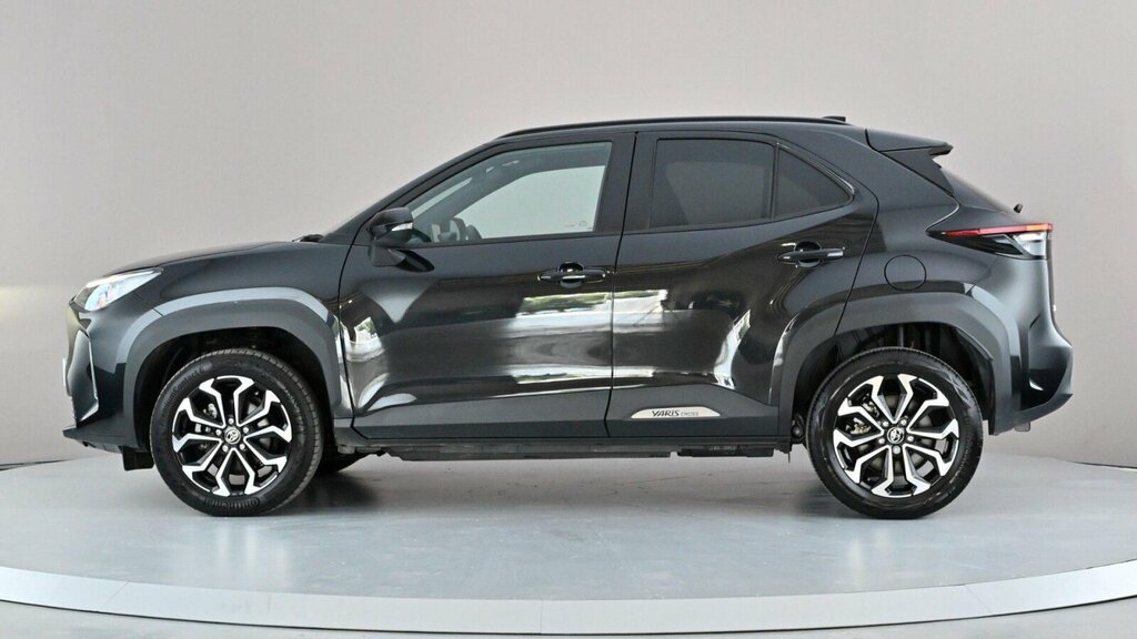 Toyota Yaris Cross 1.5 Vvt-h Design E-cvt Euro 6 Ss FD25WWC Black #4